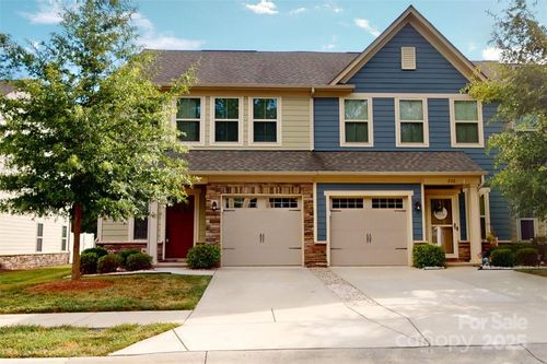 206 Scenic View Ln, Stallings, NC, 28104-9575 | Card Image