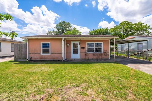 718 Belmont St, Pasadena, TX, 77506-1308 | Card Image