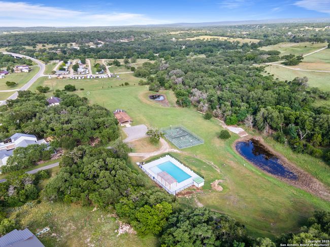 574 Deep Water Dr, House other with 3 bedrooms, 3 bathrooms and null parking in Spring Branch TX | Image 51