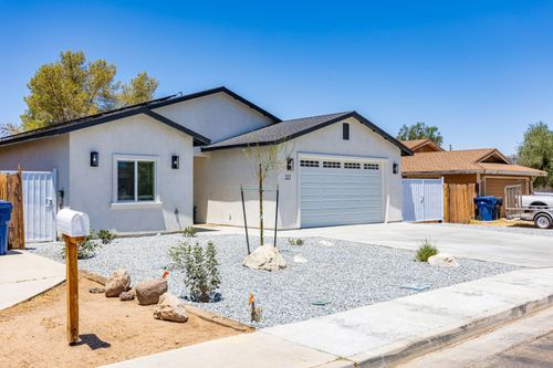 300 S Lincoln St, Ridgecrest, CA, 93555-4408 | Card Image