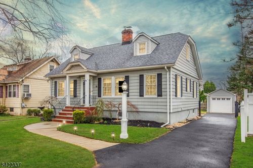 18 Saint Charles Ave, West Caldwell, NJ, 07006-7223 | Card Image