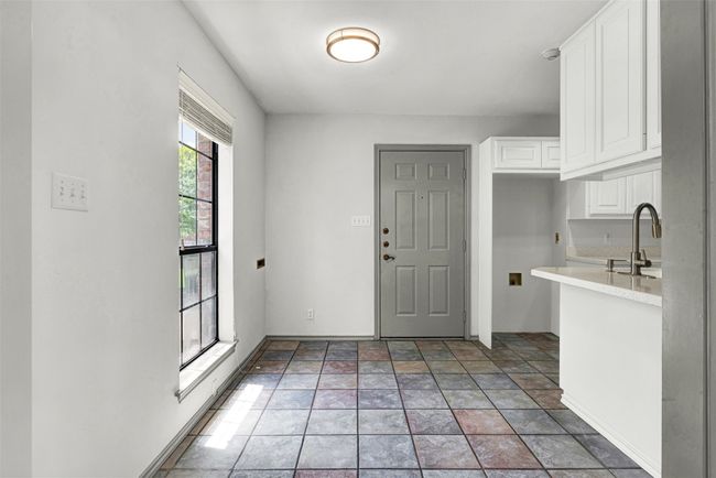 1407 W Mulberry St, House other with 3 bedrooms, 2 bathrooms and null parking in Sherman TX | Image 11