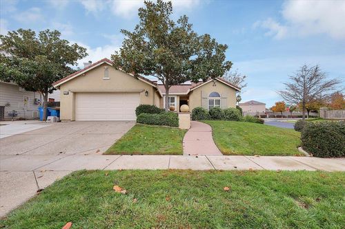 2049 Stone Wood Loop, Marysville, CA, 95901-8308 | Card Image