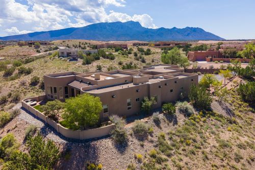 8 Santa Ana Loop, Placitas, NM, 87043-9440 | Card Image