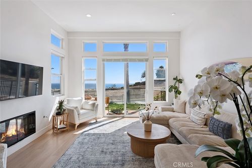 6410 Lunita Rd, Malibu, CA, 90265 | Card Image