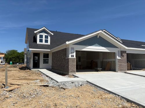 75-a-8045 Edgewater Dr, Pickerington, OH, 43147 | Card Image