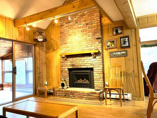 b124-14 High Top Rd, Wilmington, VT, 05363-8809 | Card Image
