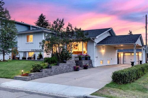 10403 Maplemont Rd Se, Calgary, AB, T2J1W3 | Card Image