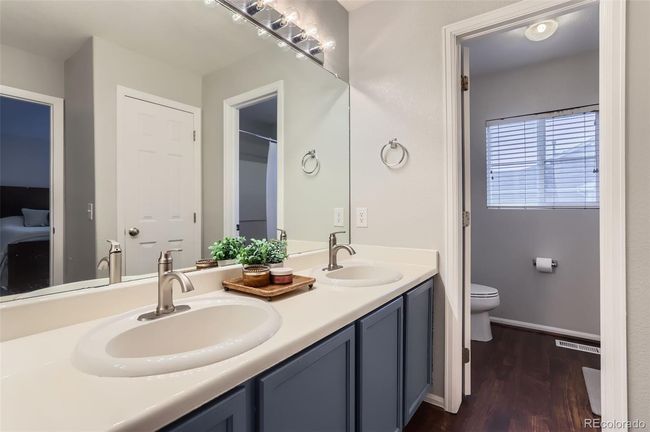 Primary Bathroom | Image 11