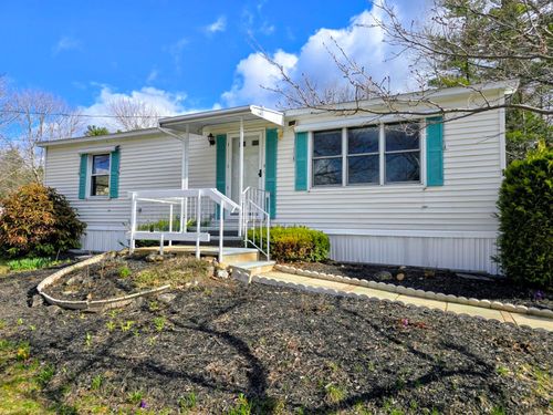 1 Marsh Hill Cir, Tilton, NH, 03276-5644 | Card Image