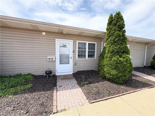 c-1010 1st Ave, Coraopolis, PA, 15108 | Card Image