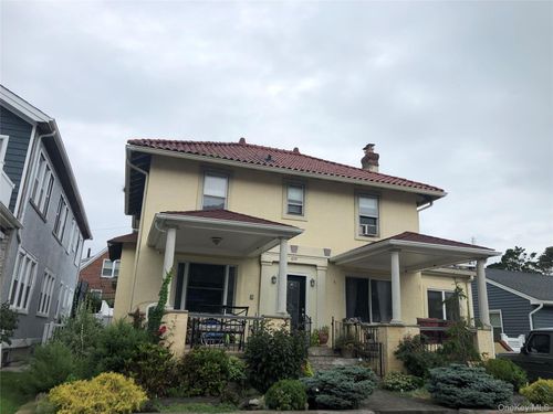 upper-629 Penn St, Long Beach, NY, 11561-2930 | Card Image