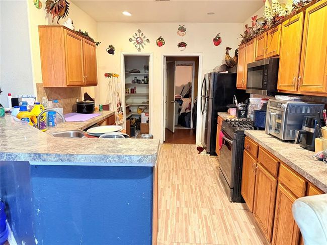 20702 Dappled Ridge Way, House other with 5 bedrooms, 3 bathrooms and 2 parking in Humble TX | Image 5
