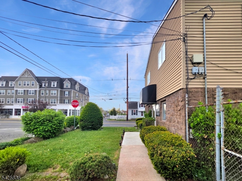 Commercial Lease in Franklin Twp. 2