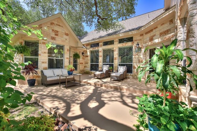 Large Shaded Back Patio | Image 35