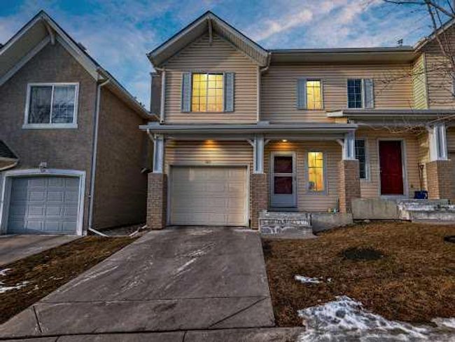 127 Hidden Creek Rise Nw, Home with 3 bedrooms, 2 bathrooms and 2 parking in Calgary AB | Image 4