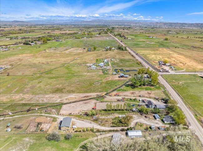 7110 W Highway 52, House other with 3 bedrooms, 1 bathrooms and 6 parking in Emmett ID | Image 49