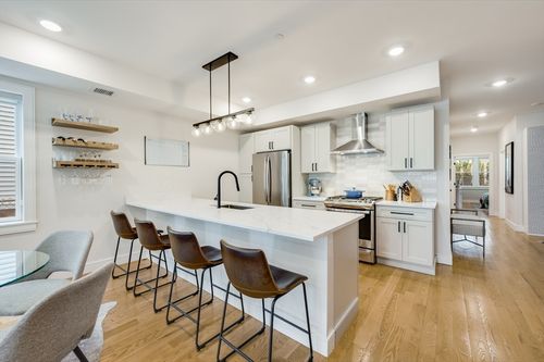 1-34 Dorset, Boston, MA, 02125 | Card Image