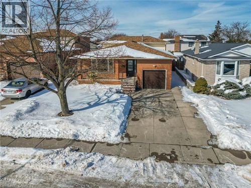 209 Ravenbury Drive, Hamilton, ON, L8W2J2 | Card Image