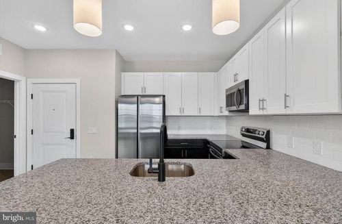 apt-205-624 Main St, ROYERSFORD, PA, 19468-2438 | Card Image