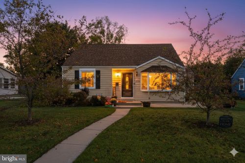 200 Knight Ave, RUNNEMEDE, NJ, 08078-1755 | Card Image