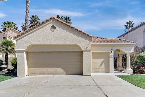 2301 Firwood Ct, Discovery Bay, CA, 94505-9139 | Card Image