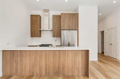 303-7181 Lantzville Rd, Lantzville, BC, V0R2H0 | Card Image