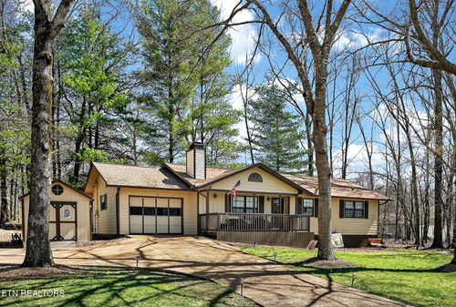 13 Julien Ct, Crossville, TN, 38558-8812 | Card Image