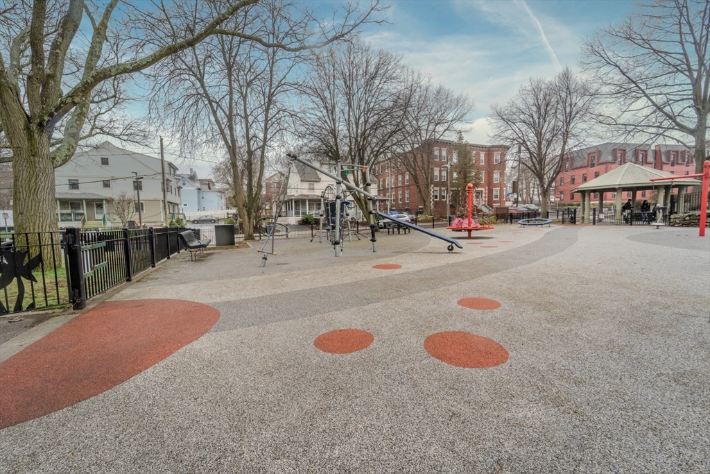 Residential Lease in Boston 3