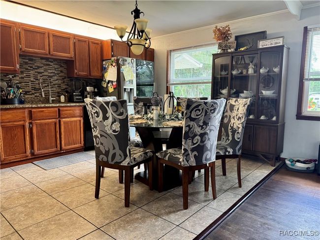 Kitchen/dining room | Image 7