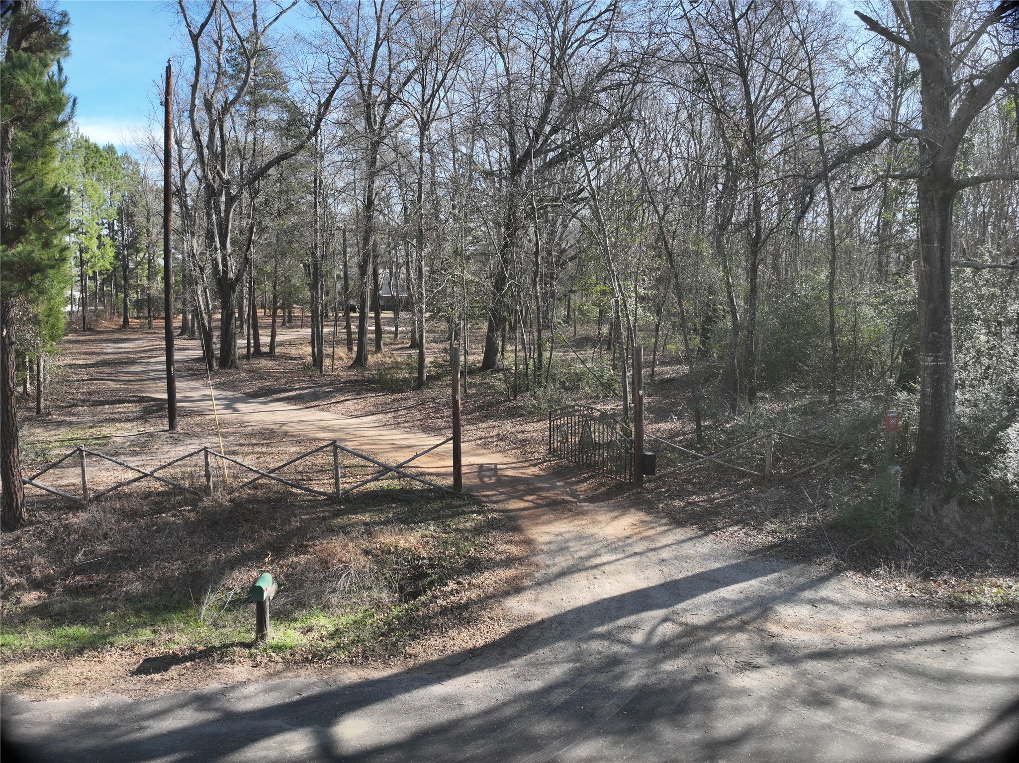 Land in Quitman
