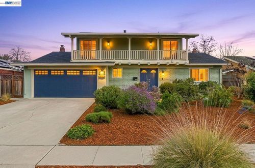 5228 Falmouth Pl, Newark, CA, 94560-1948 | Card Image