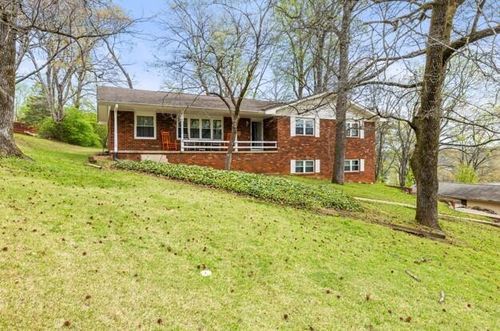 23 Holiday Ln, Chattanooga, TN, 37415-1729 | Card Image