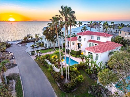 1023 Tocobaga Ln, SARASOTA, FL, 34236-2405 | Card Image