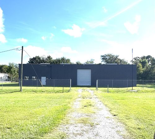 1806 Saint Louis Canal Rd, Houma, LA, 70364-2500 | Card Image