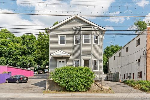 204 Saw Mill River Rd, Elmsford, NY, 10523-1936 | Card Image