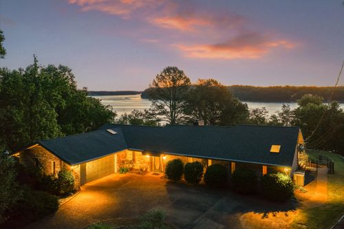 2157 Clift Eldridge Rd, Soddy Daisy, TN, 37379-5809 | Card Image