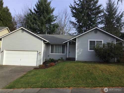 5711 10th Dr W, Everett, WA, 98203-5905 | Card Image