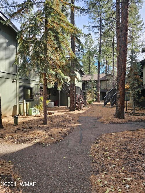 36a-2844 Park Cir, Pinetop, AZ, 85935-8100 | Card Image
