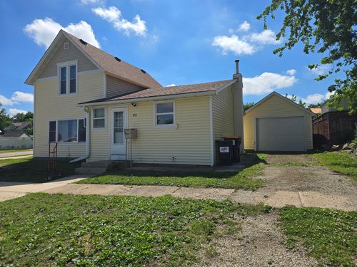 213 E Fremont Street, Spring Valley, MN, 55975 | Card Image