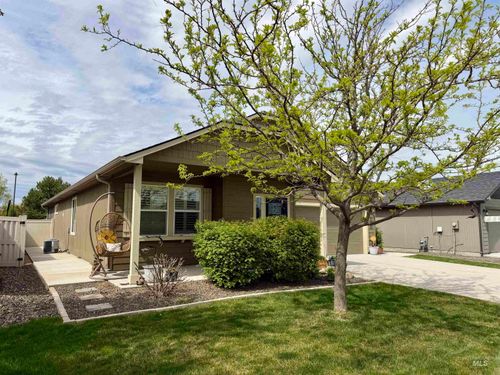 310 S Voyage Ave, Caldwell, ID, 83605-4872 | Card Image