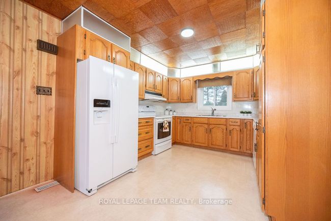 3433 Round Lake Road, House other with 5 bedrooms, 1 bathrooms and 2 parking in Killaloe, Hagarty and Richards ON | Image 20