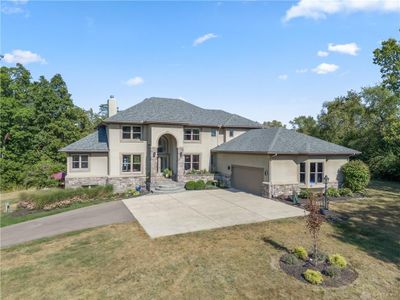 4089 Kemp Road, House other with 4 bedrooms, 3 bathrooms and null parking in Beavercreek OH | Image 2