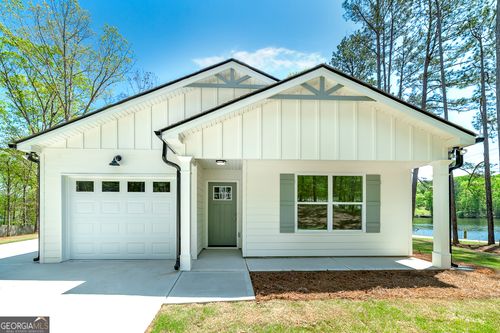 100 N Stewart Ln, Griffin, GA, 30224-7872 | Card Image