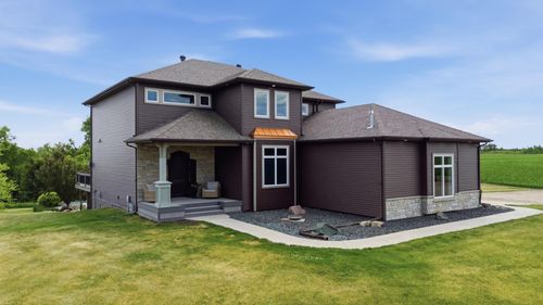 15792 Highway 46, Kindred, ND, 58051-9561 | Card Image