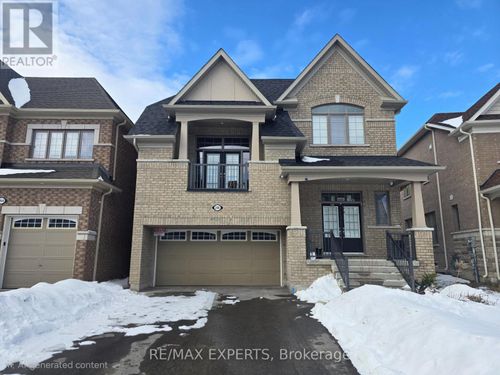 200 Miyako Crt, Oshawa, ON, L1L0R7 | Card Image