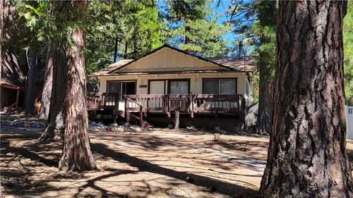 31150 Summit Dr, Running Springs, CA, 92382 | Card Image