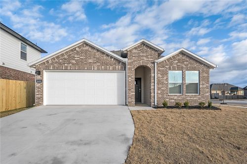 4604 W Aurora St, Fayetteville, AR, 72704 | Card Image