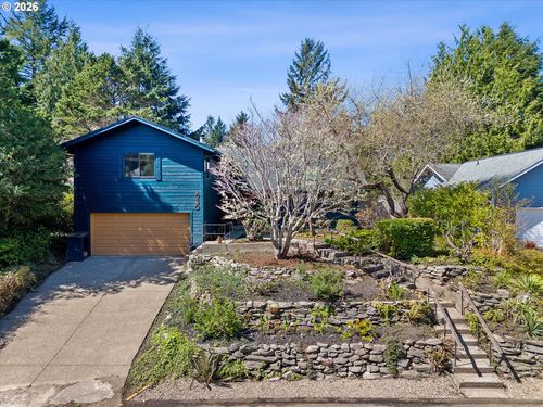 830 Sw Dolores Dr, Waldport, OR, 97394-9577 | Card Image