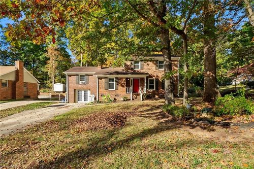 1000 Pineburr Rd, Jamestown, NC, 27282-9026 | Card Image